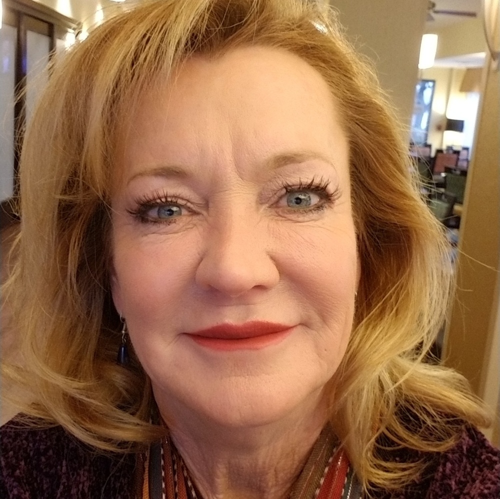 Meet your Posher, Debra